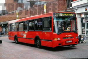 35mm Colour Slide MTL London DAF SB230 33 H539YCX at London in 1996