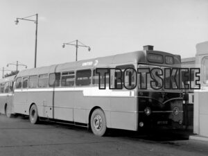 Larger Negative United AEC Reliance 4006 HPT553C at Sunderland in 1975