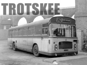 Larger Negative United Bristol 6061 MHN61K at Durham in 1975